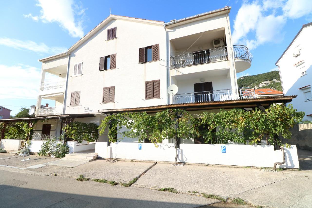Apartments Vladan With Terrace Baška Exterior foto